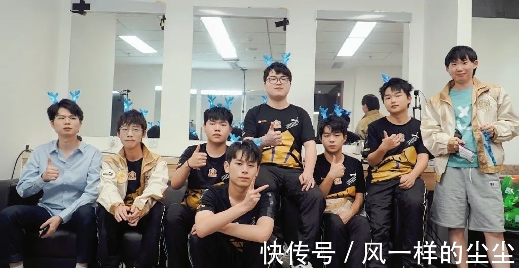 他都给对手 他都给对手