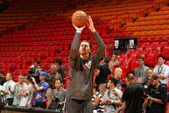 映出球队许 映出球队许