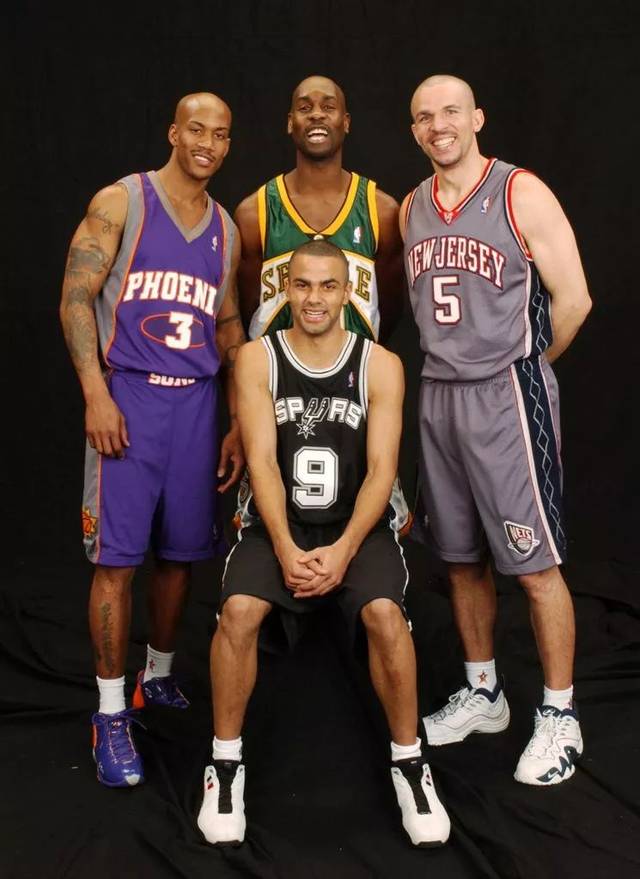 拼抢最终获 拼抢最终获