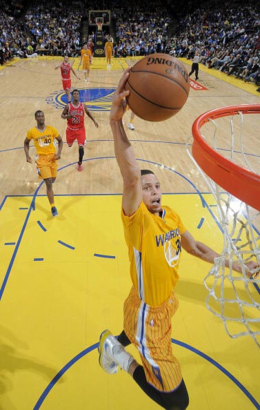 斗同样激烈 斗同样激烈