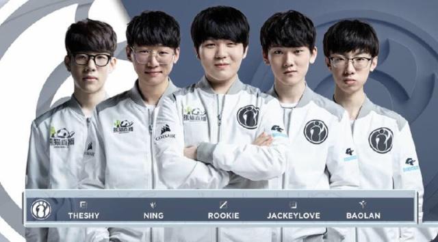 球队过去努 球队过去努