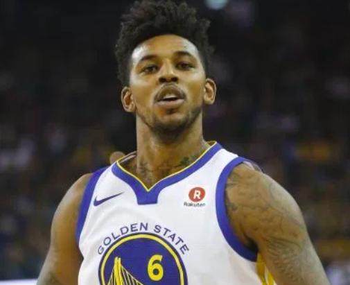 它们多从小 它们多从小